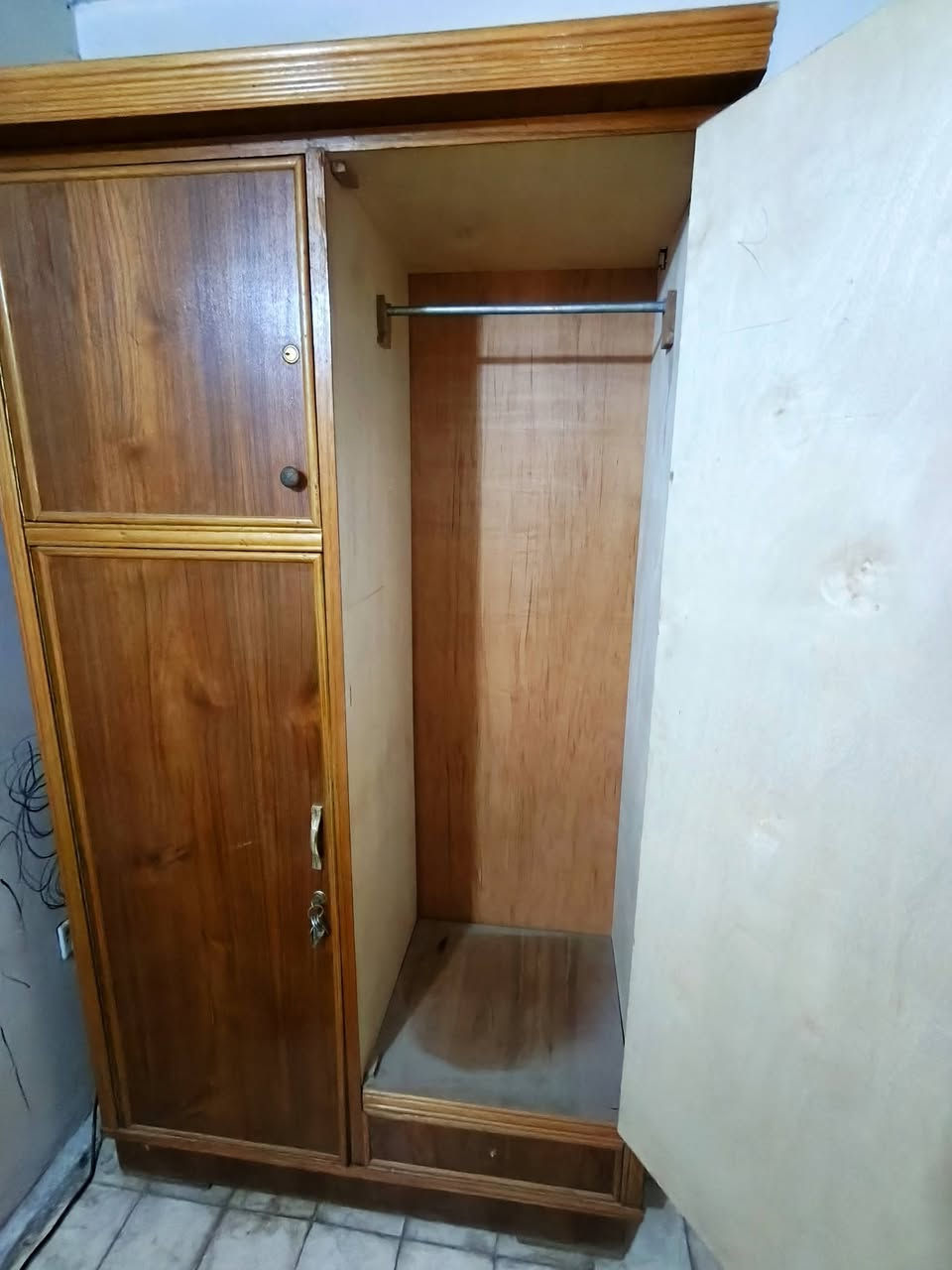 للبيع كنتور 2 ابواب نضيف جدآ السعر 140 الف ومجاله بسيط
مكاني الامين الثانية
‏ *********** ‏
