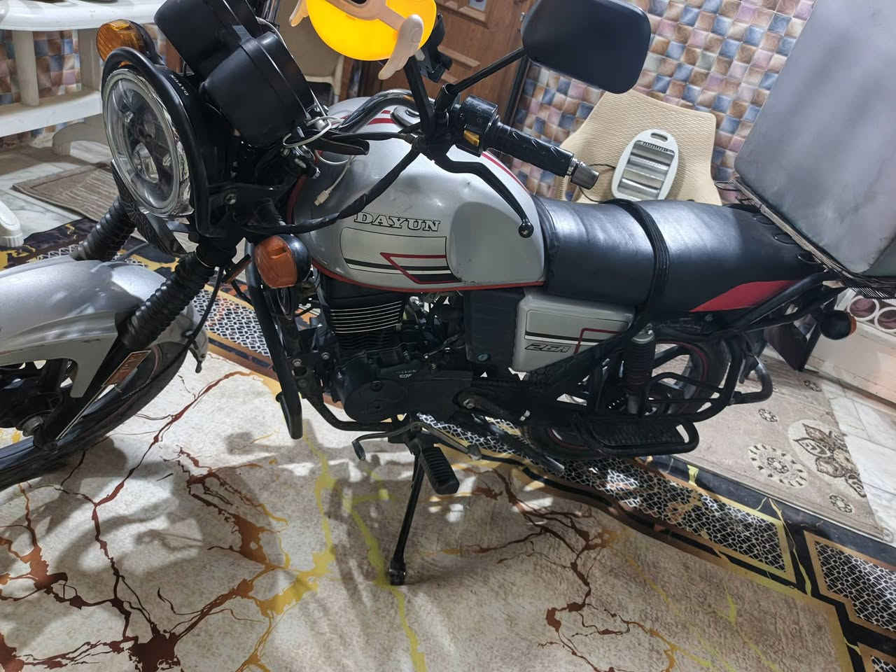 السلام عليكم 
دراجه دايون 2022 طالعه 2023 لو سلفر اوراق اصولي ب اسمي شرط الترقيم الدراجه ماعايزه اي شي خير من الله
لايت اشارات عداد كله شغال مستعجل عله بيعتها مكاني كربلاء السعر 1450 وبيها مجال للطيبين مامتواجد خاص 
رقمي ***********
