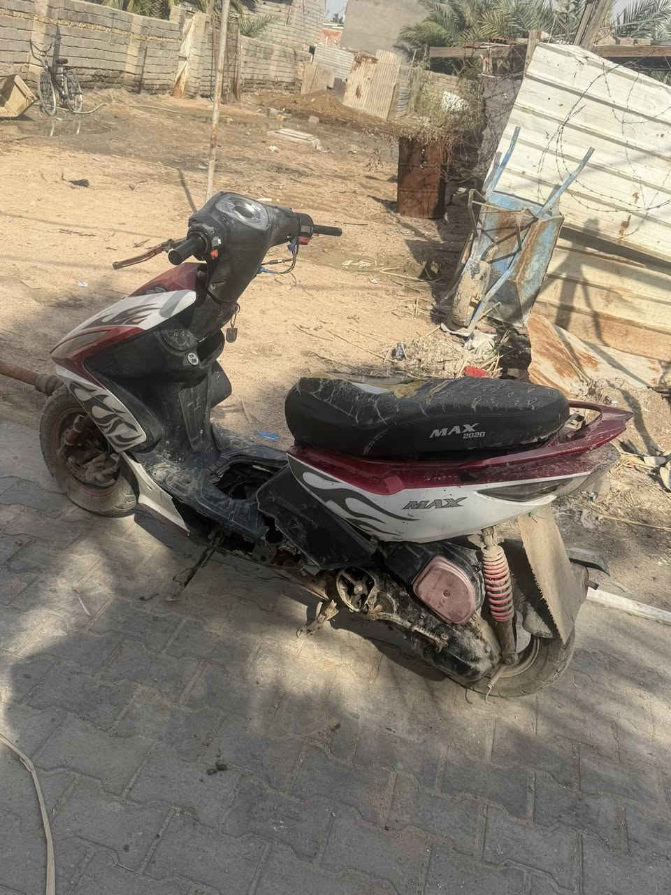 ماكس مضلع مكينه ما مفتوحه دومممم كوم حديد تشتغل بس تخربط مكينه فول نعومه مكاني الهوير يعر 100 بس شراي يراسل


**إذا كنت صاحب هذا الإعلان وتريد حذفه لأي سبب، رجاءا أرسل رسالة إلى الدعم الفني**