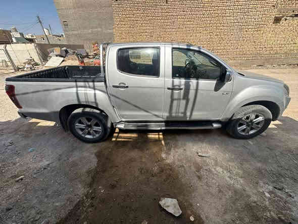 بيكم ازوزه ياباني  للبيع موديل 2019 فور ويل
گاز
مكفوله كفاله عامه
رقم ذي قار سنويه 2030 بسمي مداور ثاني يوم 
***********
مكلف بالنشر
