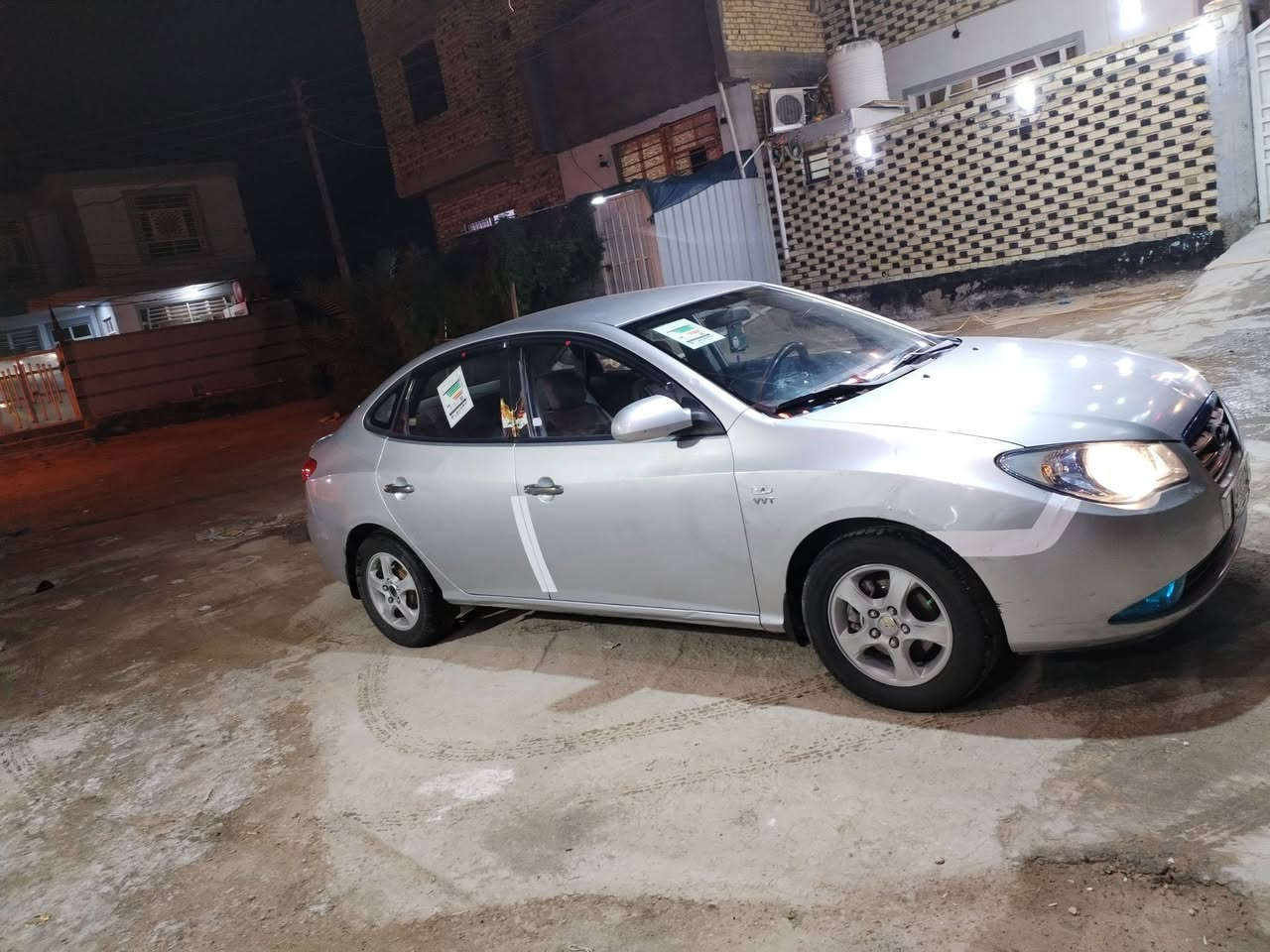 السلام عليكم سياره افانتي موديل 2009السياره جديده وجاهزه بيه قطعتين صبغ بلا ضربه قويه سياره مابيه جراد كير ومكينه وحداديه وتبريد جدد كهربائيات شغاله وجدد سياره جاهزه مال جناي السعر 88وبيه مجال الرقم ***********
