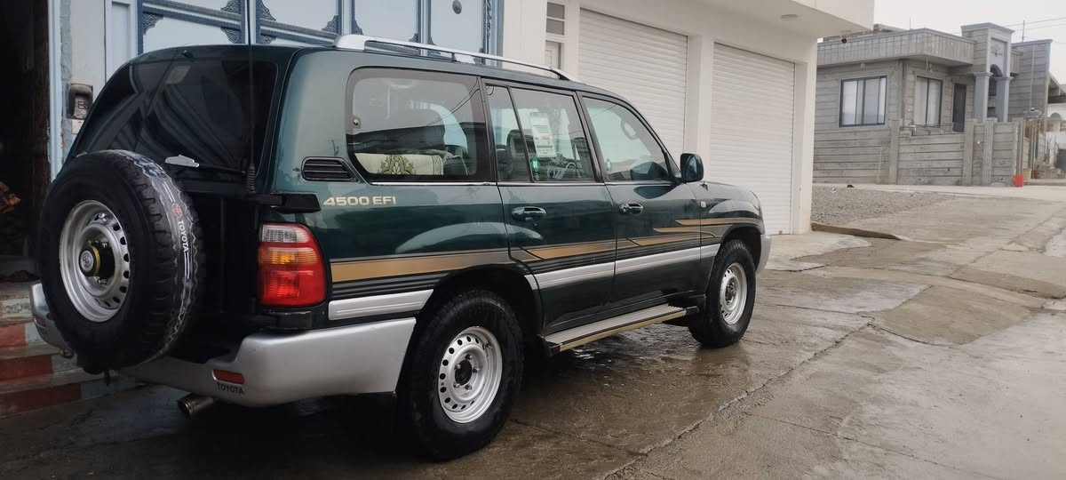 ‌‌‌مۆنیکا بۆفرۆشتن
بیلادڕەنگی سەوز سێڕوبع مۆدیل 1999سەنەوی نوێیە وەکالەتووغرامە بەناوکردن بەشەرت سه یارەکە پاشوپێشی کەپسەوکامل بۆیاغە لەسەرساغی   370کیلۆمەتر ڕۆشتوە سیارەکە هی ماڵێیە  پێنج تایەو ویلی 16ی لۆکی لەبنە تەبرید مەرکەزیە تەنانەت سلاجەکەشی بەشەرت ئیشەکات گێروومەکینەو ئەکسلوو دەبڵەکسلی بەشەرت پاشووپێشی تازەداگیراوەتەوە هەردوو گراین شەفتەکەشیم لێ گۆڕیوە  سەیارەکە دەبڵ سپێرە دەبڵ تانکیە ئالیارکارەبایە دەبڵ فڵچەیە پاشووپێشی کامیرەیه شاشه ئایپاتە  کارەبای بەشەرت هەردووتانکیشی ئیشەکات باقی دی کیلۆمەتروو فەرەک ڕینگوو گێچی بەنزینوو هەموگیانی ئیشەکات تەبرید ساردووگەرم ئیشەکات  بەشەرت کامل جوانکاریشی بۆکراوە  سیارەکە هی ماڵێیەو ماڵی دۆستە  تابڵێی توندووتۆڵەو بەهەڵمەتە دینارێکی مەسروفی تیانیە ناونیشان قڵادزە گەرموشتەری نی سەرمان مەهێشێنە نرخیشی 129گەڵاومحامەلەیەکی کەم 
ژ.م.***********
