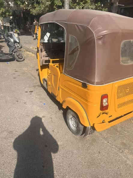 السلام عليكم تكتك موديل 21💛 وشهر الـ 12 تكتك مرقمه 
خير من الله  باسمي تكتك اي نقص مابيها جاهزه من كلشي بوجهك لشارع مكاني بغداد مكلف بنشر رقم
 ***********‭
