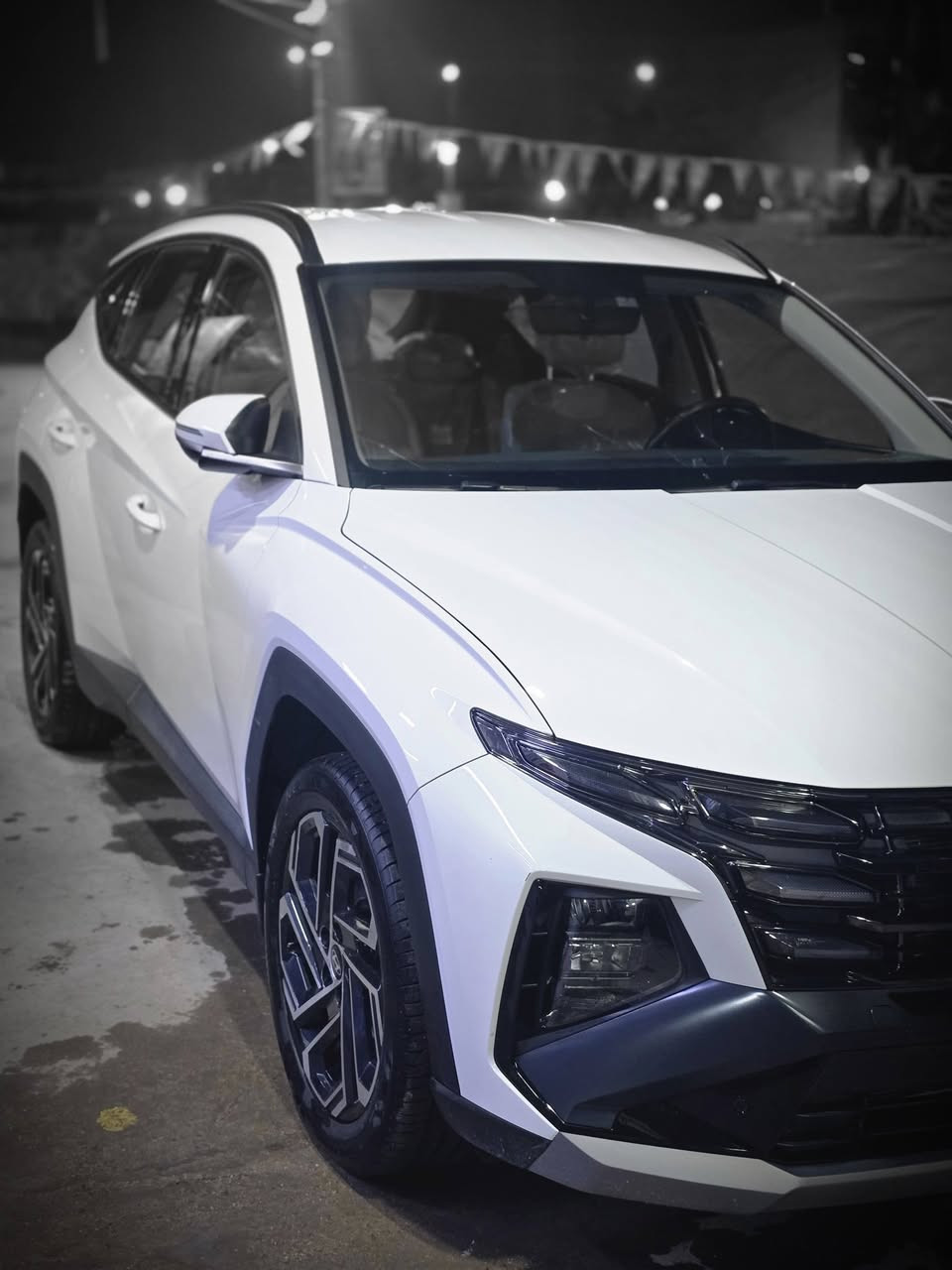 توسان فول موديل 2025 خليجي
ماشية ٣٣ 
صندوق كهرباء مواصفات اهواي بيها شغلات تغيير كيجات السرعه ٥ وضعيات قيادة 
السيارة جديدة كلش 
رقم سليمانية بسمي 
العنوان الدورة ابو دشير 
السعر ٢٣٥ 
***********
