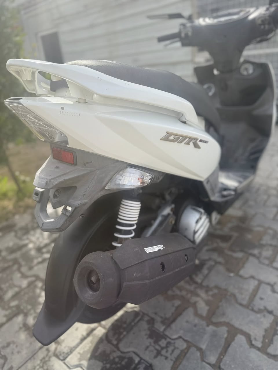 السلام عليكم
جيتي ار للبيع اي نقص ما بيهة 
السعر 1100 وبيهة مجال 
المكان الخطيب الزراعي 
رقم ***********
