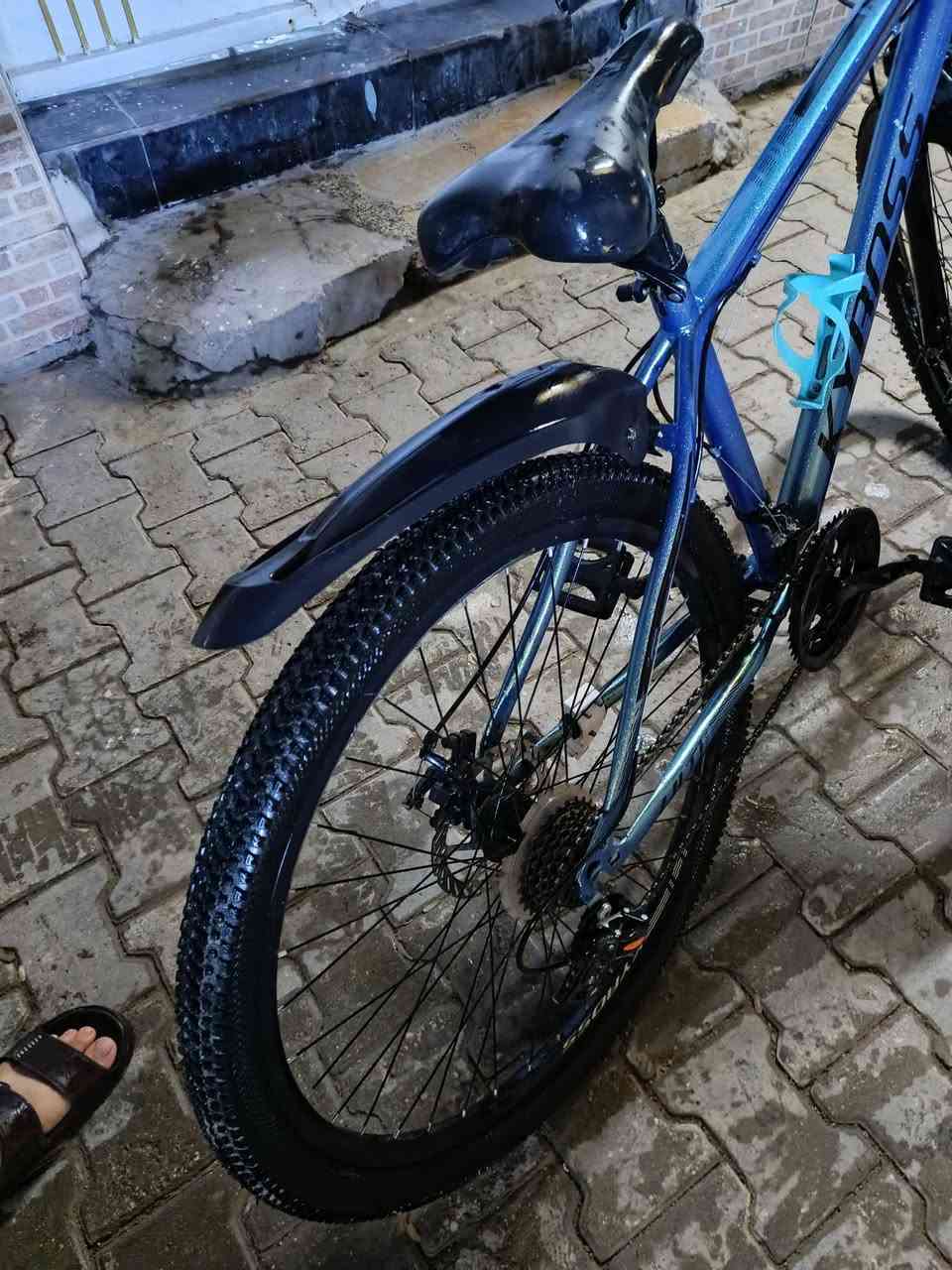 سلام عليكم شونك يابه دراجه هوائية لبيع بايسكل لون مميز أبو الشذه بايسكل بي عطل بس يرادله صجم مال التاير الخلفي بريكات امامي وخلفي كلش شغال السعر ٨٠ ***********
