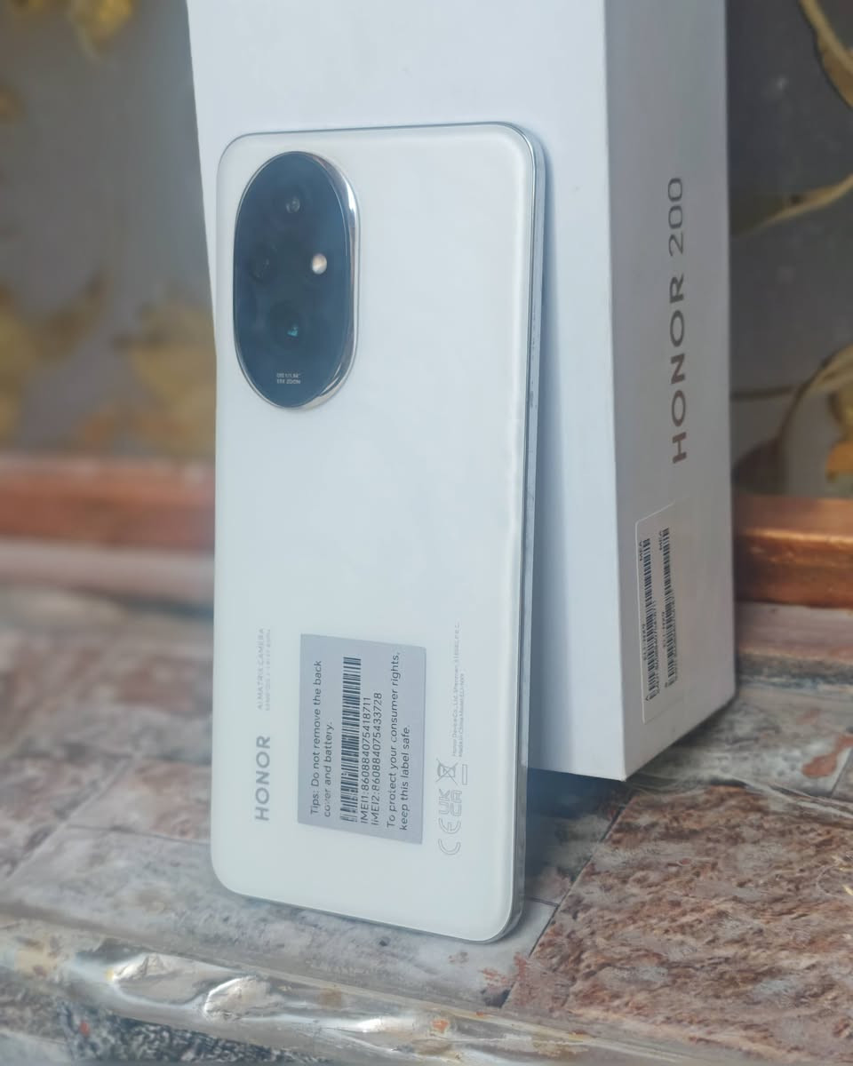 السلام عليكم 
هونر 200 نضيف كلش ذاكره 256 ملحقاته كارتونه وشاحنه 35w السعر 290
بغداد مدينه الصدر ***********
