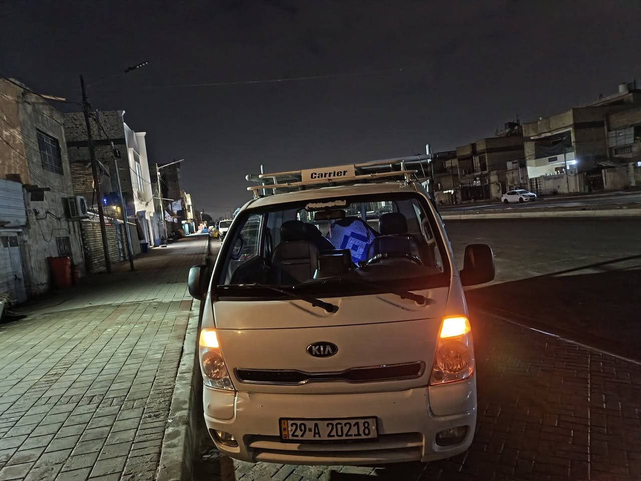 السلام عليكم كيا حمل موديل ٢٠١٢ رقم واسط مشروع وطني سياره جاهزه مكان بغداد مدينه الصدر السعر ٩٣ رقم للموبايل ***********
