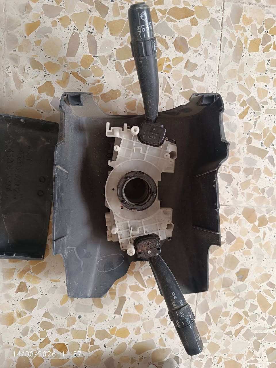 السلام عليكم غراض رأس الثور للبيع لايتات اصلية يحتاجن جلي بلاجكتورات كرستال يدة لايت وماسحات مسطرة بخاخات سعرهن مناسب
للاستفسار ع الرقم***********
