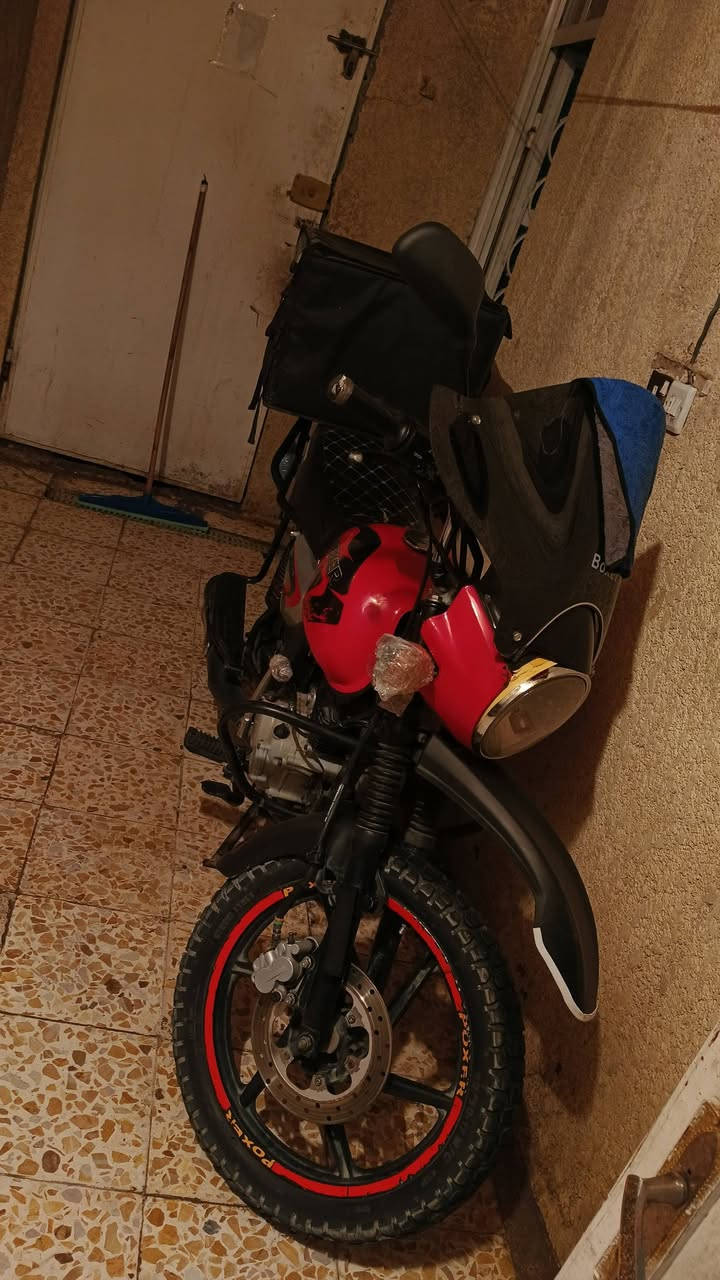 سلام عليكم بوكسر جبلي موديل 21الدراجه نضيفه ومرتبه
على يدي الله شاهد مامتعبها شتغلت بيها شهر وعزلو المطعم لن رمضان وماكو شغل واني مطلوب قصد اوراقها كامله الاصليه والستنساخ العنوان بغداد شقق الحبيبيه مليون ونص وبيها مجال @


**إذا كنت صاحب هذا الإعلان وتريد حذفه لأي سبب، رجاءا أرسل رسالة إلى الدعم الفني**