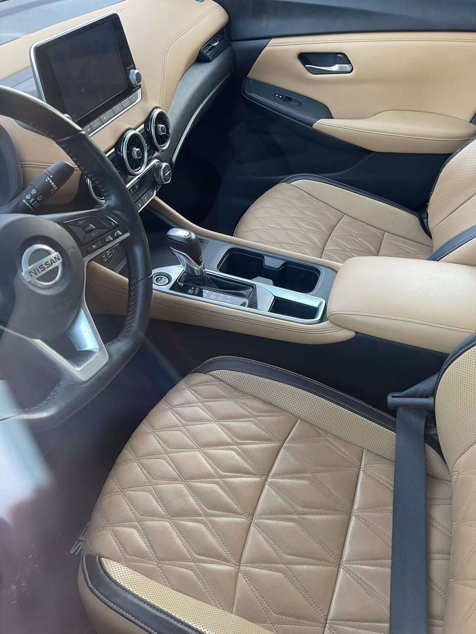 نيسان سنترا مديل 23 /فول مواصفات معوقين باسم صديقي ماشيه ٢٨ الف مبدل بيها بنيد السعر/ 123
***********واتس اب 
***********
