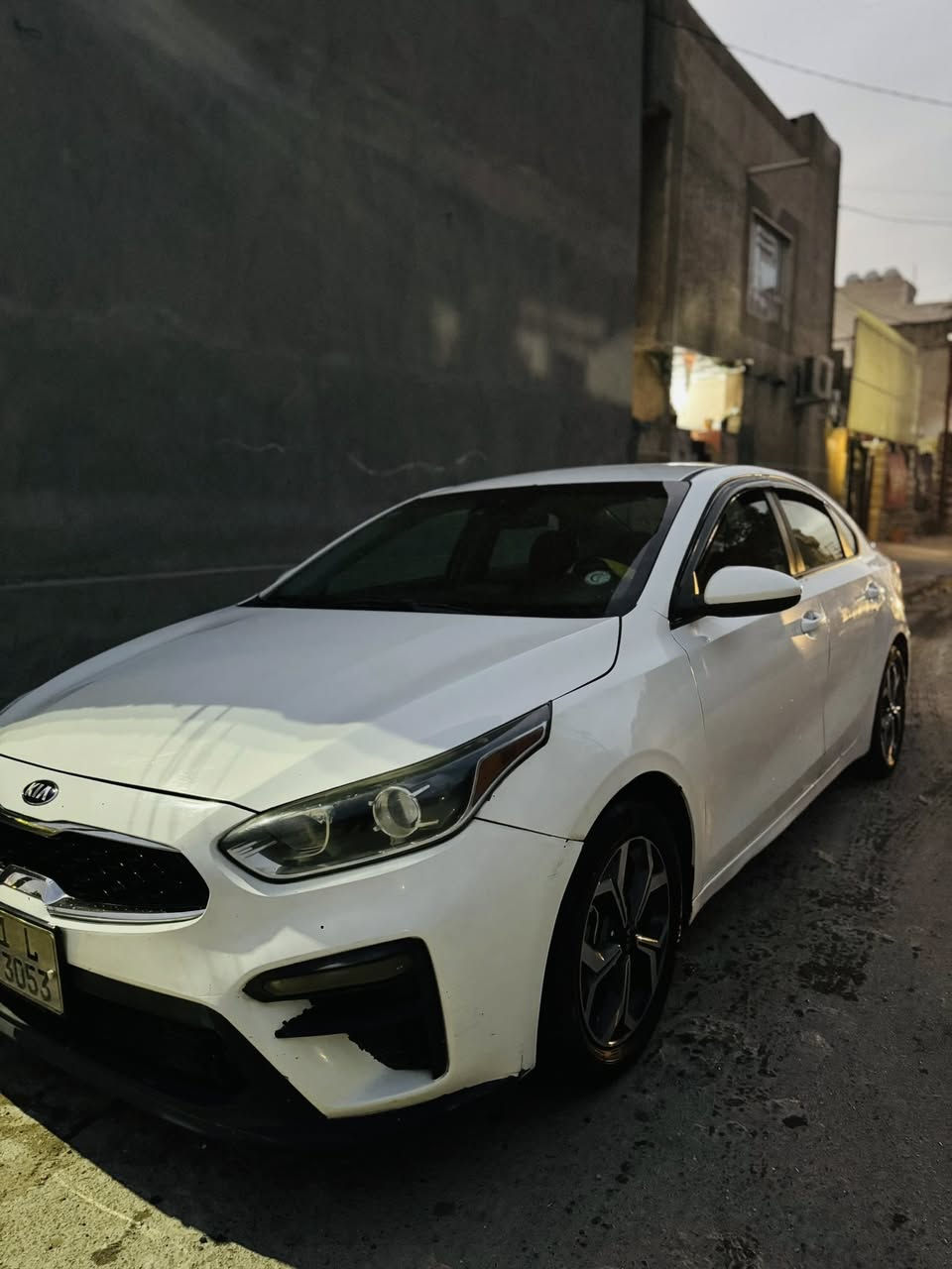 سلام عليكم فورتي ١٩ محرك ٢٠٠٠ دوش كير ايتي مكفولات منضومه غاز بيهه ٤ قطع ونص صبغ صور حادثه وسونار مرفق ب منشور سعرها ١١٥ وبيها مجال بسيط مكاني بغداد رقمي ***********
