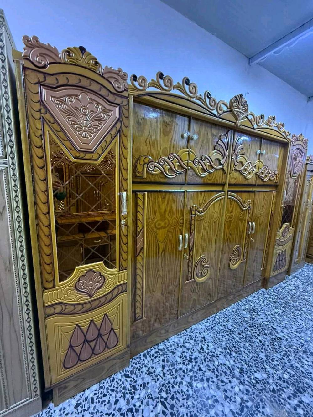 غرفه عراقيه صاج للبيع مامستخدمه نهائيا 900 وبيها مجال مكانها الاحسنيه شد ونقل مجاني داخل بغداد فقط باقي المحافضات بفلوس