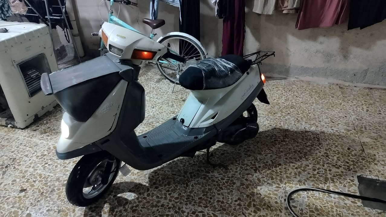 لبيع بزون يماها  محرك شرط ما مفتوح تحريكه معدل نار  واير منيا كلها شغالا العنوان حي مزارع يم مستشفه السلام السعر 250.  رقم الهاتف ***********
