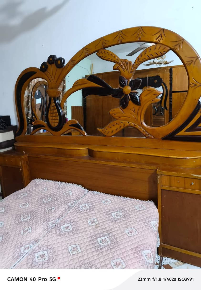 غرفه نوم نظافه 70% السعر 450 نقص قفاله يدات***********
