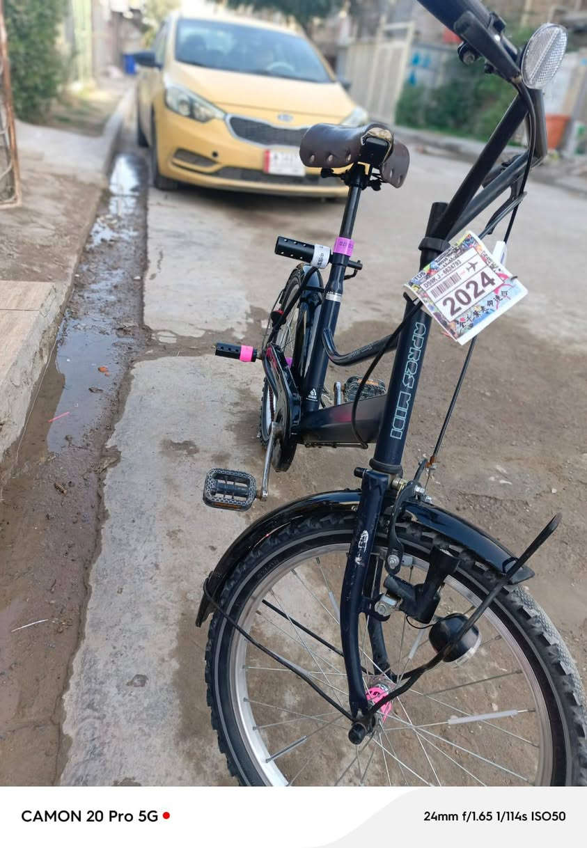 بايسكل فول مواصفات مابي طخة  للبيع السعر 100 وبيه مجال المكان العبيدي شارع يوسف الرقم ***********
