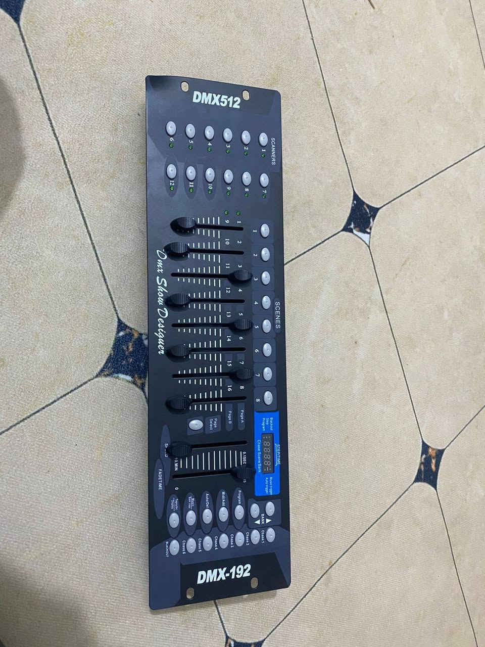 مكسر اضاءه  Dmx 512 ب ٧٥الف بغداد


**إذا كنت صاحب هذا الإعلان وتريد حذفه لأي سبب، رجاءا أرسل رسالة إلى الدعم الفني**