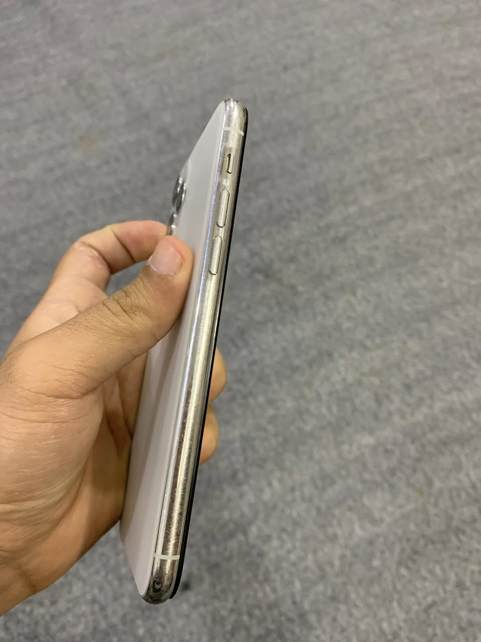 السلام عليكم ايفون 11 برو ذاكره 64 لجهاز مبدل باتري اصلي 100 ومبدل شاشه طبق الاصلي شرط 3 خيارات. كامرات شرط رقم واحد  لجهاز شرط الفحص اي خلل مابي سعر 165 رقم*********** اسيا ***********
