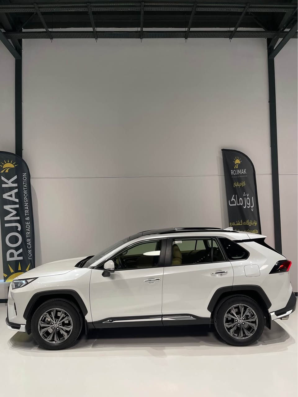 تۆیۆتا ڕاڤ فۆری ٢٠٢٤ فول مواصفات خلیج
سەیارەکە کلین تایتڵە نوکتەی پێوە نییە دەعمی بۆ دەعمی 
سفری شەریکەی ئێرەیە تەنها ٨.٠٠٠ کم ڕۆشتووە 
فول فول مواصفات - ٣ سێرڤزی شەریکەی تیاماوە فری
مەکینە ٢.٥ بنزین - دەبڵ ئەکسل  - هەموو شتێکی لەسەر دەقی شەریکە ماوەتەوە - شوێن سلێمانی -
0770 190 2290
0750 122 0523

تیوتا راف فور مودیل ٢٠٢٤ فول فول مواصفات وارد خلیجی
سفر مال شریکە - مکفولة دعامی لدعامیة  بدون صبوخ 
ماشیە ٨.٠٠٠ کیلومتر  - ٣ سیرفس مجانی مال شریکە 
مکینە ٤ سلندر بنزین ٢.٥ - دبل اکسل - رقم سلیمانیە 
***********
*********** السليمانية, العراق
