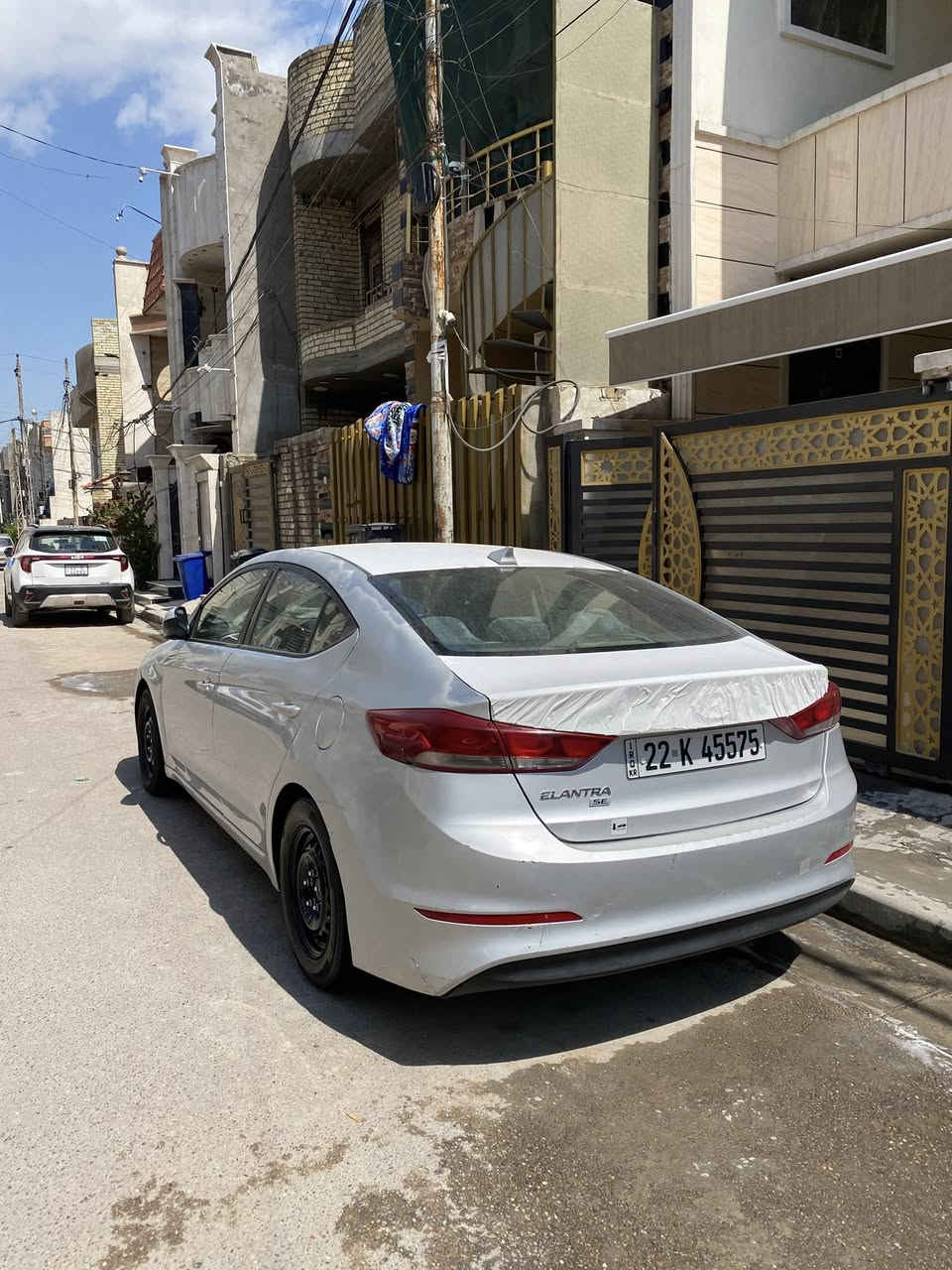 سلام عليكم هونداي النترا 2017وارد امريكي حادث جاملغ خلفي فقط ومصبوغ باقي سياره مكفول جاهزه كير ومكينه وصدر وتبريد سعر 110بيها مجال عنواني بغداد الدوره أخوان رجاءً الشراي يتصل ولمو شراي لا يضل يعلق ويكسر بحلال العالم  رقم جهاز بيه وتساب ***********
