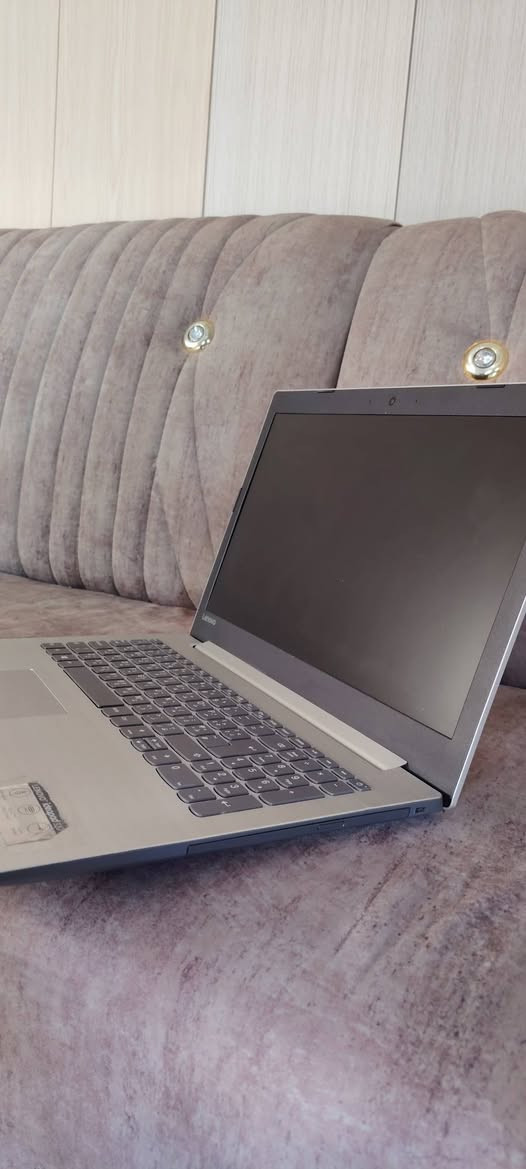 LENOVO-i7th8 u
الجيل الثامن
الرام:12. DDR4
الهارد:1تيرا HHD
الكارت الخارجي:AMD(4)G
نسبة البطارية :ساعتين تصفح
الملحقات:شاحنه فقط
نسبة النظافه:٩٥٪
الحجم:١٥.٥
***********
مكاني موصل_أربيل
