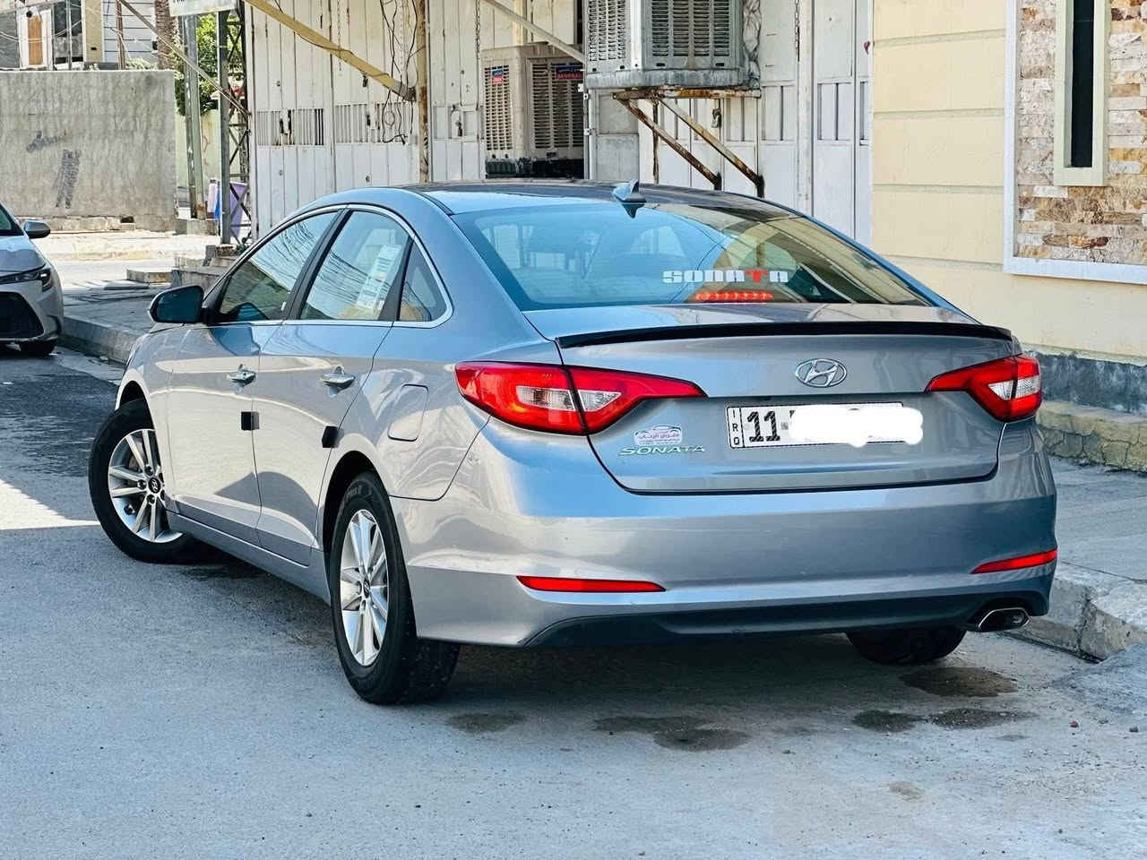 هونداي سوناتا موديل 2017رقم بغداد باسمي 
مواصفات نص فول وارد امريكي سياره حيل نضيفه 
الرمادي الاستفسار ***********
او بل عافيه عل ياخذه
