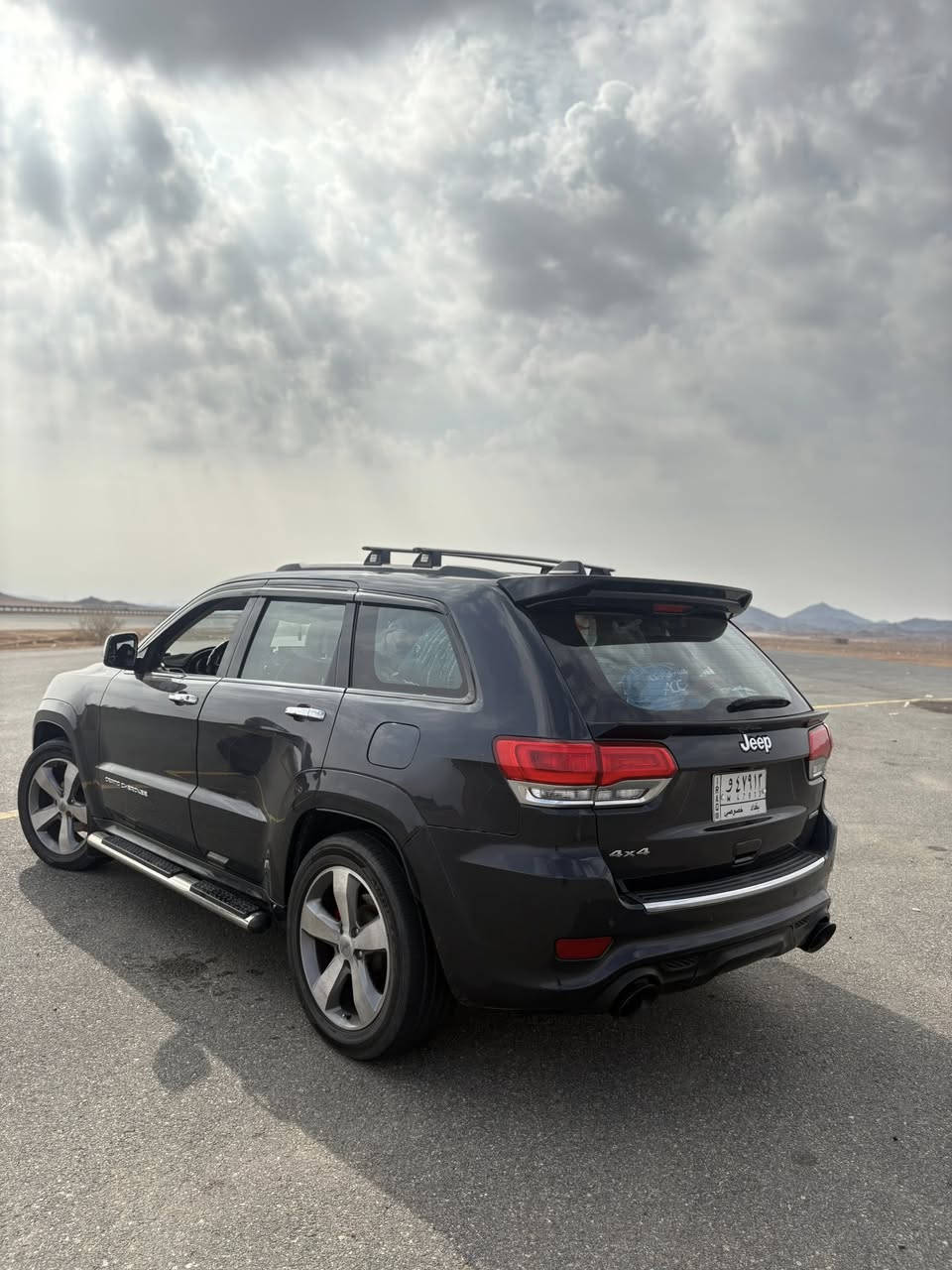 السلام عليكم جيب لاريدو لمتدد  2014 امريكي مكينت 3/600 حادثه جاملغات وبنيد بدون لغد وشاصي وبيه شخص بلباب وبل جنطه  رايده 195 وبيه مجال        ***********          رقم بغداد بسمي      شاشه كامره حساسات كشنات جلد تدفئه تبريد جنطه كهرباء
