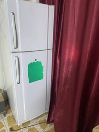 ثلاجه نضيفه حجم جبير مكاني حي اور 07727269844