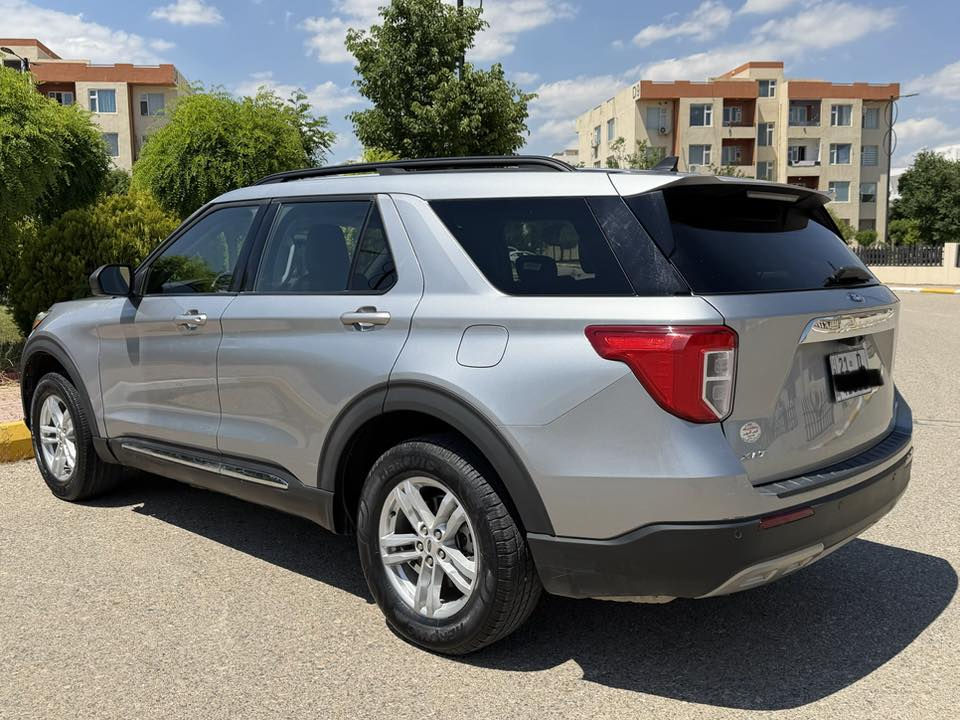 Ford Explorer 2023 xlt
Ford Explore xlt - 2023
فورد اكسبلور 
ماشية ٢٢ الف مايل فقط - بعد بيه ماء راديتر و غاز تبريد شركة
٤ سلندر  ٢.٣ دبل اكسل - فور ويل درايف
المواصفات

الفئة :  xlt
ناقل الحركة : ماوس اوتماتيك 8 نقلات

مواصفات السيارة 

- اربع وضعيات قيادة
- تبريد امامي منفصل و تبريد خلفي (مركزي)
- شاشة عداد كبيرة
- شاشة رئيسيةكبيرة 13.2 انچ
- هاند بريك بصمة
- رادار امامي 
- تحديد مسار 
- نقطة عمياء 
صندوق كهرباء 
- حساسات خلفية 
‏‎- مقاعد كهربائي مع تدفئة للمقاعد الأمامية 

- توقف ذاتي لمنع الاصطدام امامي و خلفي
‎مع الكثير من الميزات و المواصفات الاخرى
جاملغ و ربع باب سبوغ  
السيارة جاهزة 
رقم الشاسي
1FMSK8DHOPGB28902

السعر: ٢٤٣ $
للاستفسار الاتصال 
***********
مكان السيارة /السليمانية

فۆرد ئێکسپلۆرەر
مۆدێل: ٢٠٢٣
سەیارەکە ٢٢ هەزار مایل رۆشتوە و ئاوی رادێتەر و غازی تەبریدی شەریکەیە

مواسەفات ئێکس ئێڵ تی
دەبڵ ئەکسل
کوشن جلد و کارەبا و هیتەر
سوکان هیتەر
شاشە گەورە
سندوق کارەبا
ئەوتۆ ستارت ستۆپ
ئۆتۆ هۆڵد
برێک کارەبایی
لایت ئۆتۆ
لایت لید
خەتی جادە و رادار
گێر ماوس
سیستەمی کار پلەی
زۆر مواسەفاتی دیکە، سەیارەکە بەناوی خۆمەوەیە و یەک دەستە

يةك پارچە و پەڵەیەک بۆیاخە - چاملغی لای سایەق و پەڵەیەک دەرگای سایەق- لەوێنەکەاندا دیاریکراوە
 ژمارەی شاسی:
1FMSK8DHOPGB28902
نرخ: ٢٤٣$
تەلەفۆن: ***********
