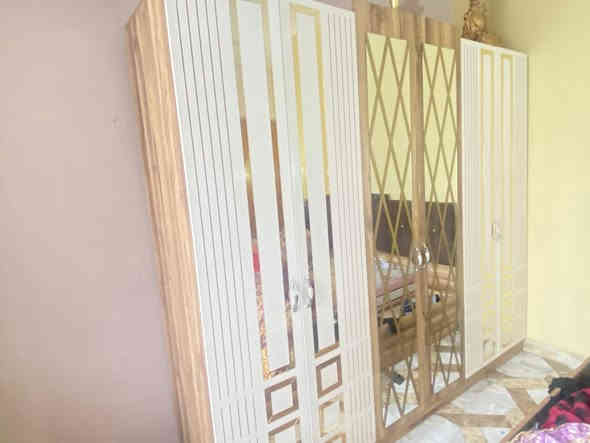 السلام عليكم غرفه نوم تركي للبيع استعمال قليل السعر 475 العنوان بغداد تقاطع درويش الاعلام متواجد فقط عل خط ***********
