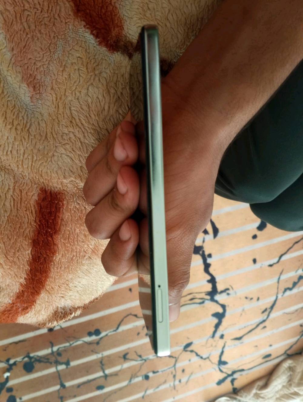 تليفون تكنو كومون 30 نظيف ما مفتوح شاشه بلاديه شاحنه شحن سريع لون برتقالي جهاز كلش حلو سعر 200 وبي مجال العنوان بصرة قضاء شط العرب رقم الهاتف ***********