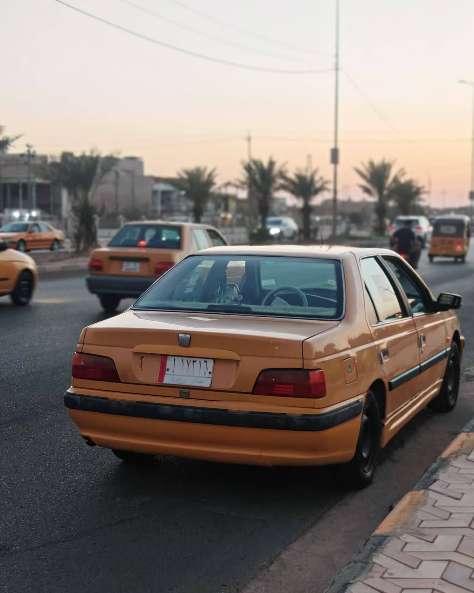 السلام عليكم سياره بيجو بارص 2015 بيها جاملغ وبنيد مبدلات نفس لون البقيه كفاله كير مكينه تايرات كله جديد التفيده يتواصل ويا صاحبها اني مكلف بالنشر. 
رقم الهاتف. ***********
