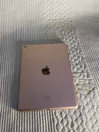 ايباد 7 للبيع ذاكرة 32  نظيف ولا قطعه مبدله مكفول  ، السعر 150 قفل   ا...