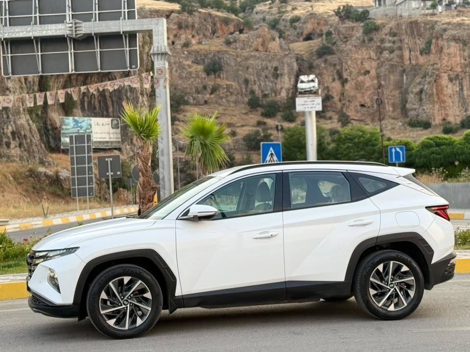 هۆندا تۆکسۆن خەلیجی مۆدیل2024
فول فول تەنها پانۆراما نیە 

10پارچەیە لەسەر ساخەی بئ دعم پارچەڕەشە
لەپاش دەپارچەقنج وقۆپیش بەشەرت 
سیارەکە وەک سفڕە نموونەیە 
پاکەتی وتاقانەیە لەجوانی 
تەنها 30هەزار ڕۆشتیە
بەناوی خۆمە تحویل وغڕامە
هەموو شتی بەزەمانە

نرخ لەکۆمینتی dasty2soran cars دانرایە

ژ- خاوەنی واتس ئاپ وکۆڕەك وڤایبەر بەردەستن

***********

