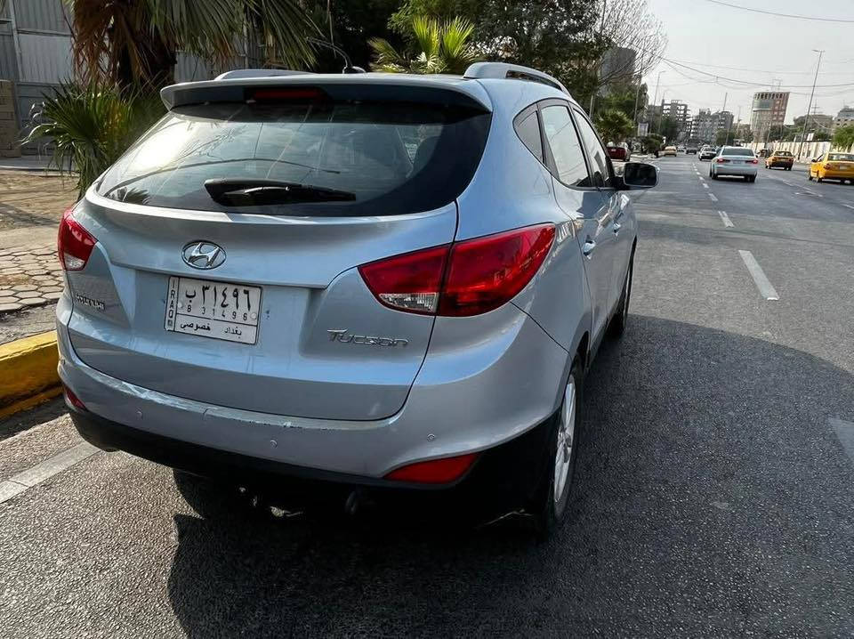 توسان 2013 امريكي محرك 2400ماشيه 95 الف مكاني كربلا *********** سعرها 124$ تحويل ثاني يوم
