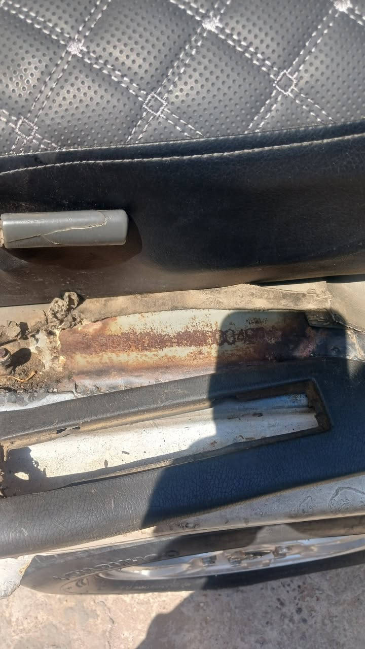 السلام عليكم فتون ٢٠٠٩ بيكم السيارة بلادية كلهة مصفرة السيارة تحويل مباشر مكينة قبل ٣ شادهة مال حاوية جاهزة السيارة كبل للشارع السعر ٤٨ السكن بغداد الاتصال ***********
