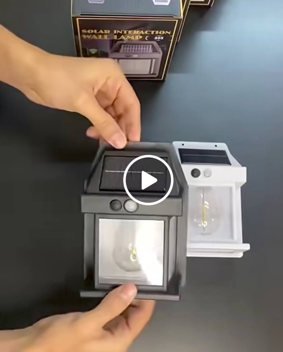 فانوس جداري مقاوم للماء والاتربة واجواء الصيف 
بطارية ليثيوم تدوم 6-8 ساعات للشحنة الكاملة
متوفر بسعر 10 الف والتوصيل مجاني
متوفر داخل البيج للطلب راسلونا❤


**إذا كنت صاحب هذا الإعلان وتريد حذفه لأي سبب، رجاءا أرسل رسالة إلى الدعم الفني**