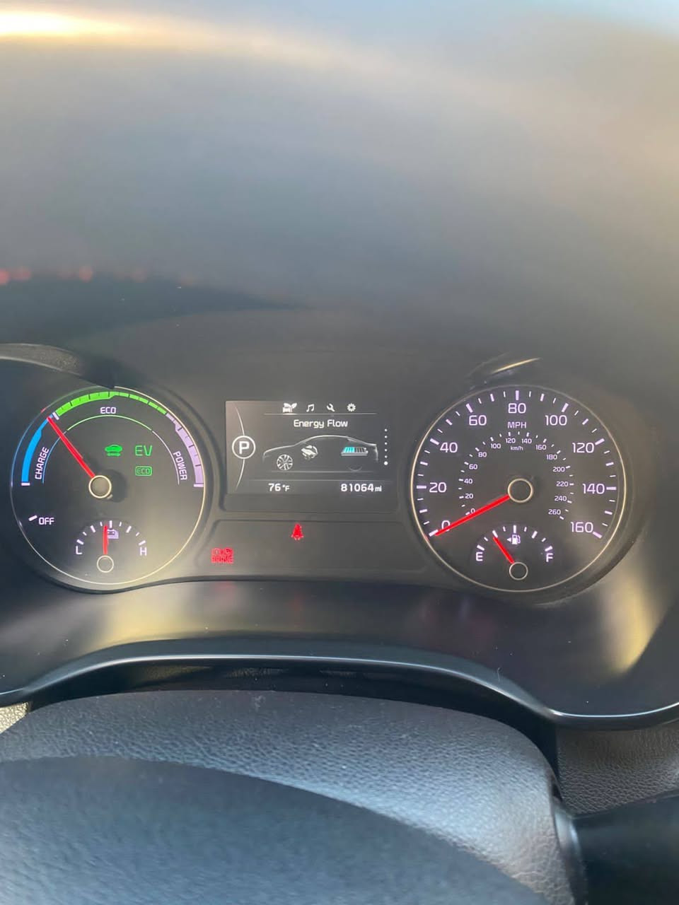 اوبتما 2017 هايبرد 
حادثة كلش حلو جامرلغ الصدر مبدل وحافة البنيد مصلحة 
((بدون دواخل ))
ماشية81 ميل 
المواصفات 
بصمة 
اشاير بلمري 
نظام ترحيب 
شاشة اعطال 
لايت خلفي لد 
لايتات اماميه زنون 
تبريد بيانو منفصل 
تحكم ستيرن جهتين

عنوان بغداد حي تونس او الاعظمية 
***********
