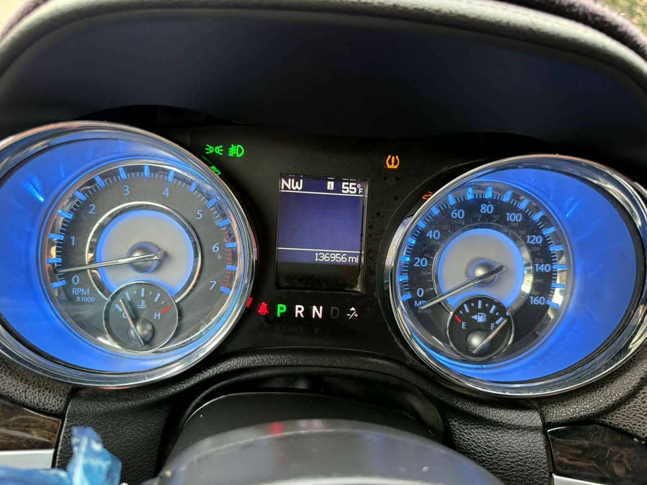 سلام عليكم من رخصت الادمن عندي اوباما موديل 11تو ويل صبغ حزام جماليه بدون ضربه شرط بدون دواخل القماره كلير فقط بدون صبغ كير محرك تبريد تتدفئ حداديه كله تمام هيمي 5700 السياره c فول موصفات عده الفتحه من برده خلفيه رادر حساسات مري قلاب استيران كهرباء ثلاجه كلاص حار بارد كشنات كهرباء خزان  جلد تتدفى تبريد موصفات الCمعروفه فول عده الفتحه رقم بغداد الجديد سنويه جديده شرط التحويل عقد مروري اتكاتب وياه المشتري بيع او مراوس حسب القناعه السعر 128 وبيها مجال عنوان بغداد ***********
