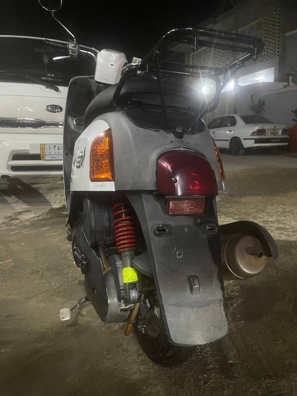 دراجه ماكس بوليس الدراجه حلوه ونظيفه كفرات بلادي كل شي بيها بلادي المكينه مفتوحه  مكاني النجف الاشراف مقابيل السايدين مال عسكري يم مدرسه در النجف سعر 750 وبيها مجال الرقم موجود بس واتساب ***********
