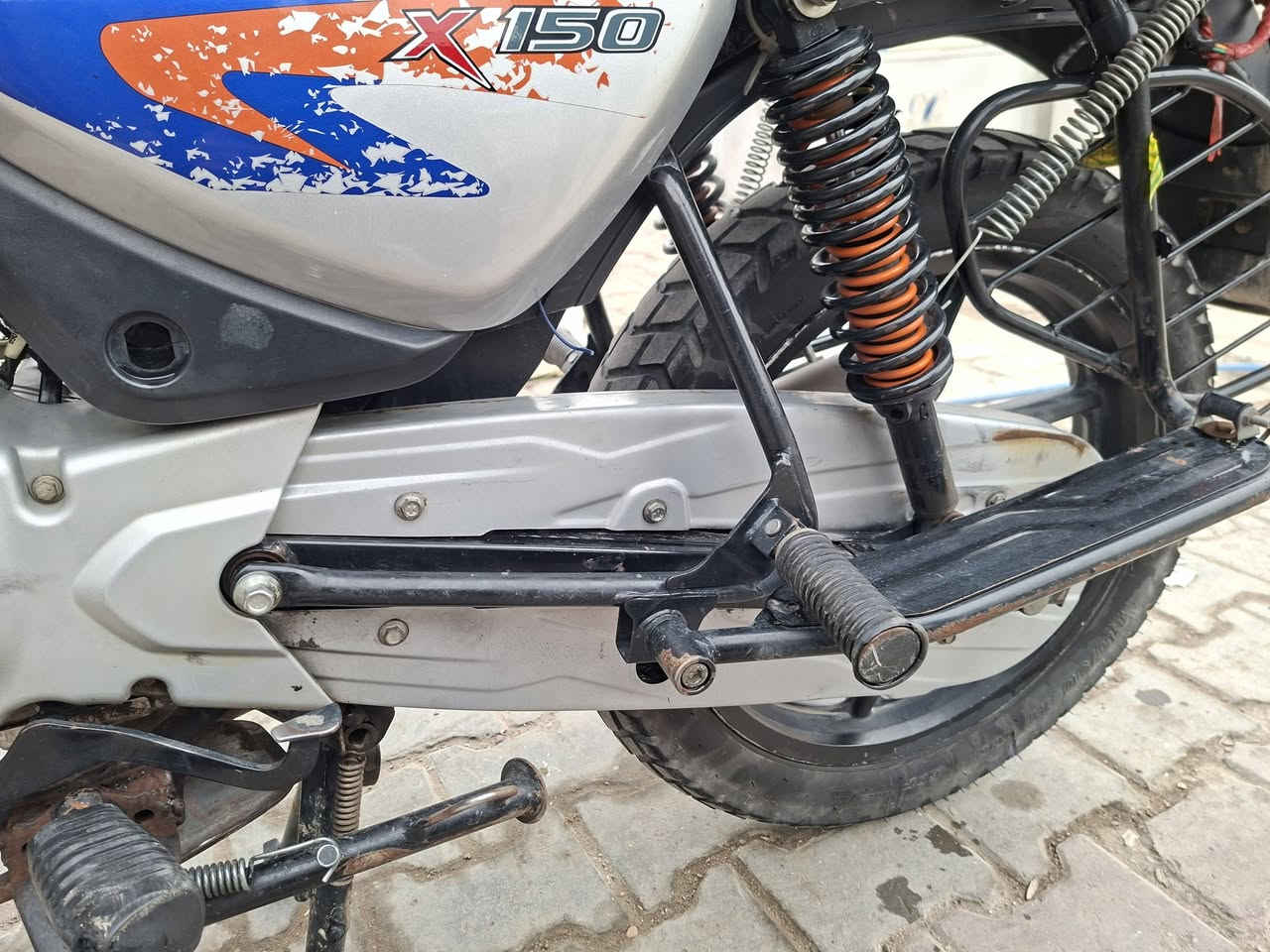 بوكسر مرقم بسمي دراجه مجفته جديد تجفيت شركه الدراجه خير من الله الدرجه ب اسمي يعني ثاني يوم التحويل الدراجه موديل 2023 العنوان بغداد البياع حي المعالف
 ***********
سعر مليونين و 100 وبيه مجال
