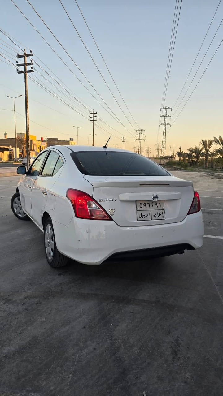 نيسان صني موديل 2020 ماشيه ٧٨ الف ويل ١٥ السياره بيه بارد قطعتين وباب خلف السايق بيه شبرين صبغ سياره حلوه ونضيفهه السعر ١٠٤ وبيه مجال بصيط باتري جديد وتخم تاير*********** النجف, العراق
