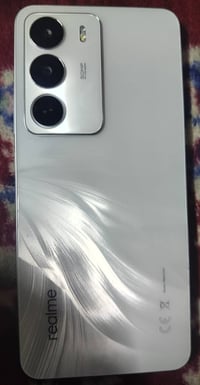 ريلمي 71 • مستخدم ١٥ يوم • كامل ملحقاته