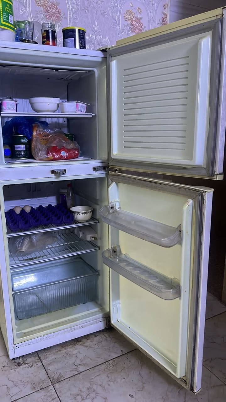 ثلاجة للبيع السعر 85 بس الي يريد يشتري يدخل خاص الي يريد تواصل معي يدخل خاص فقط الشراي


**إذا كنت صاحب هذا الإعلان وتريد حذفه لأي سبب، رجاءا أرسل رسالة إلى الدعم الفني**