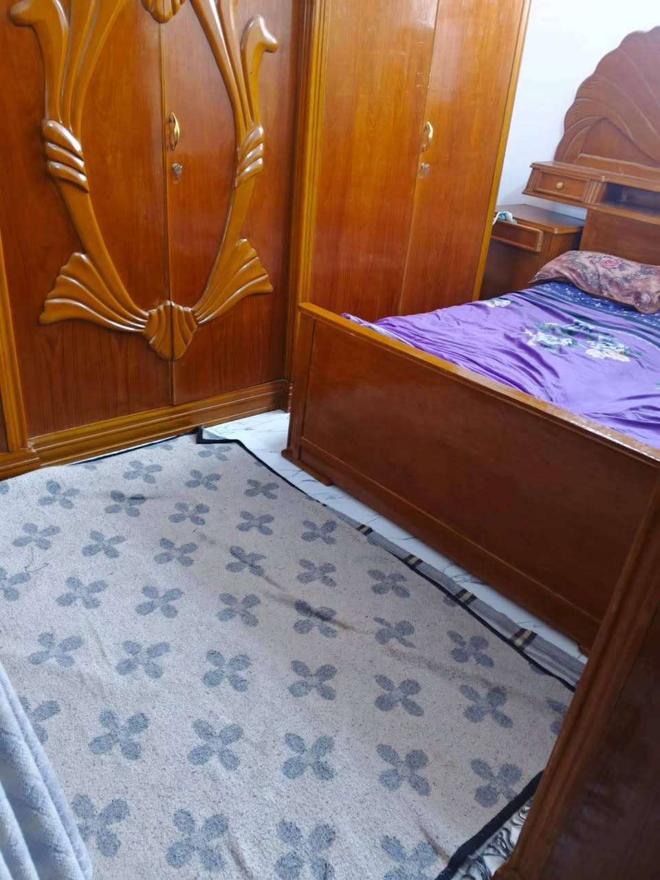 🔥 أرخص بيت بالنجف الأشرف 🔥
🏡 بيت للبيع بسعر 23 مع المجال 
📐 المساحة: 50 متر ركن البيت على شارعين 
📑 طابو زراعي سند 25 

📍 الموقع: شارع الشيوخ مقابل سكله رعد 
💰 السعر: 23

  حي  ميسان البيت  ركن على شارعين  شوراع كلها تبليط واناره     السعر 23 وبي مجال الرقم بل منشور ***********
