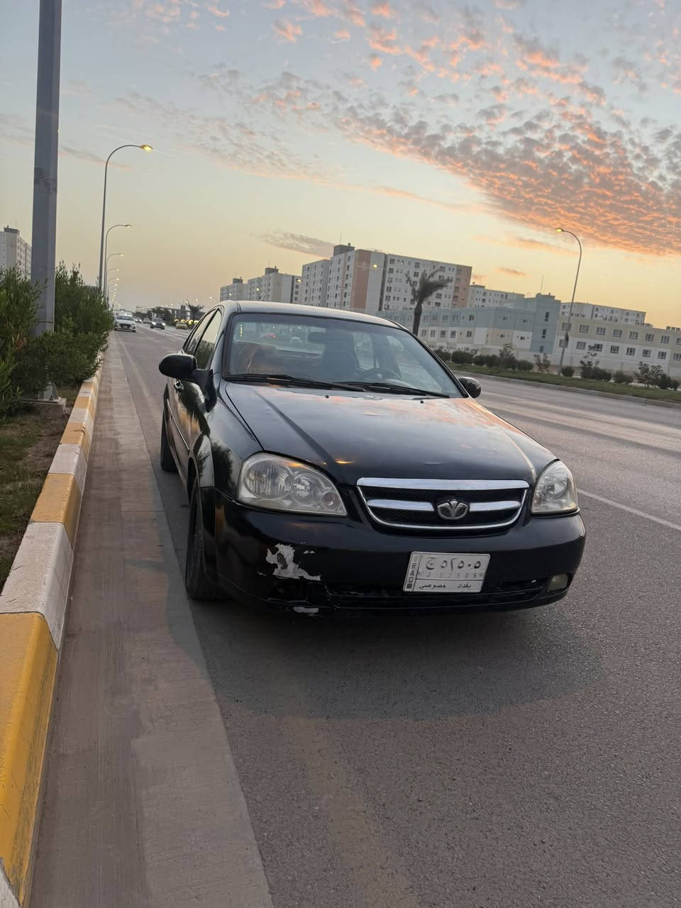 السلام عليكم سوزوكي فورنزا موديل 2006 لون اسود
السيارة عليها ادامة كاملة صدر امام خلف كلة جديد
كير مبدل قبل اسبوع 
محرك مبدل قبل شهر
يعني كير ومكينة وكهربائيات مكفولات
السيارة كلشي جديد بيها يعني تاخذها وتنسى العطل
عليها شاشة اندوريد كار بلي 
عليها ويل bbs 
زوج تاير جديد قبل ايام شادة
الكشر بي ملاحضات بسيطة
مكاني بغداد بسماية/***********
السعر ب55 وبيها مجال حگ الجية
