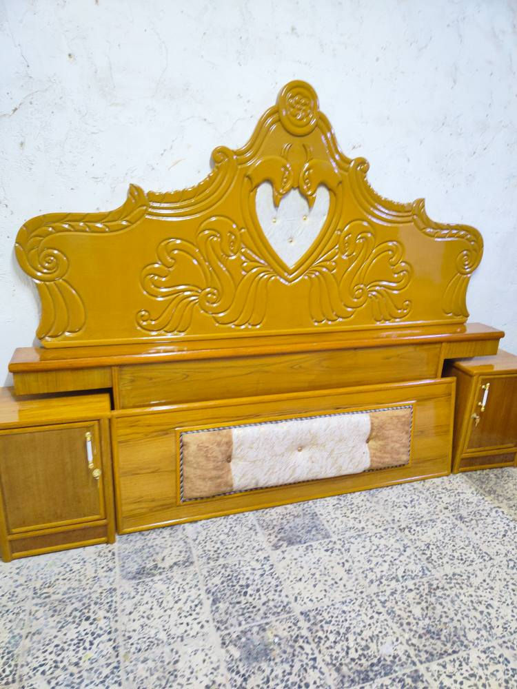 غرفة ام4 تزكام صاج وجهين نضيفه جدا سعر750 بيها مجال شراي يتصل مكان نجف حي جزيرة *********** النجف, العراق
