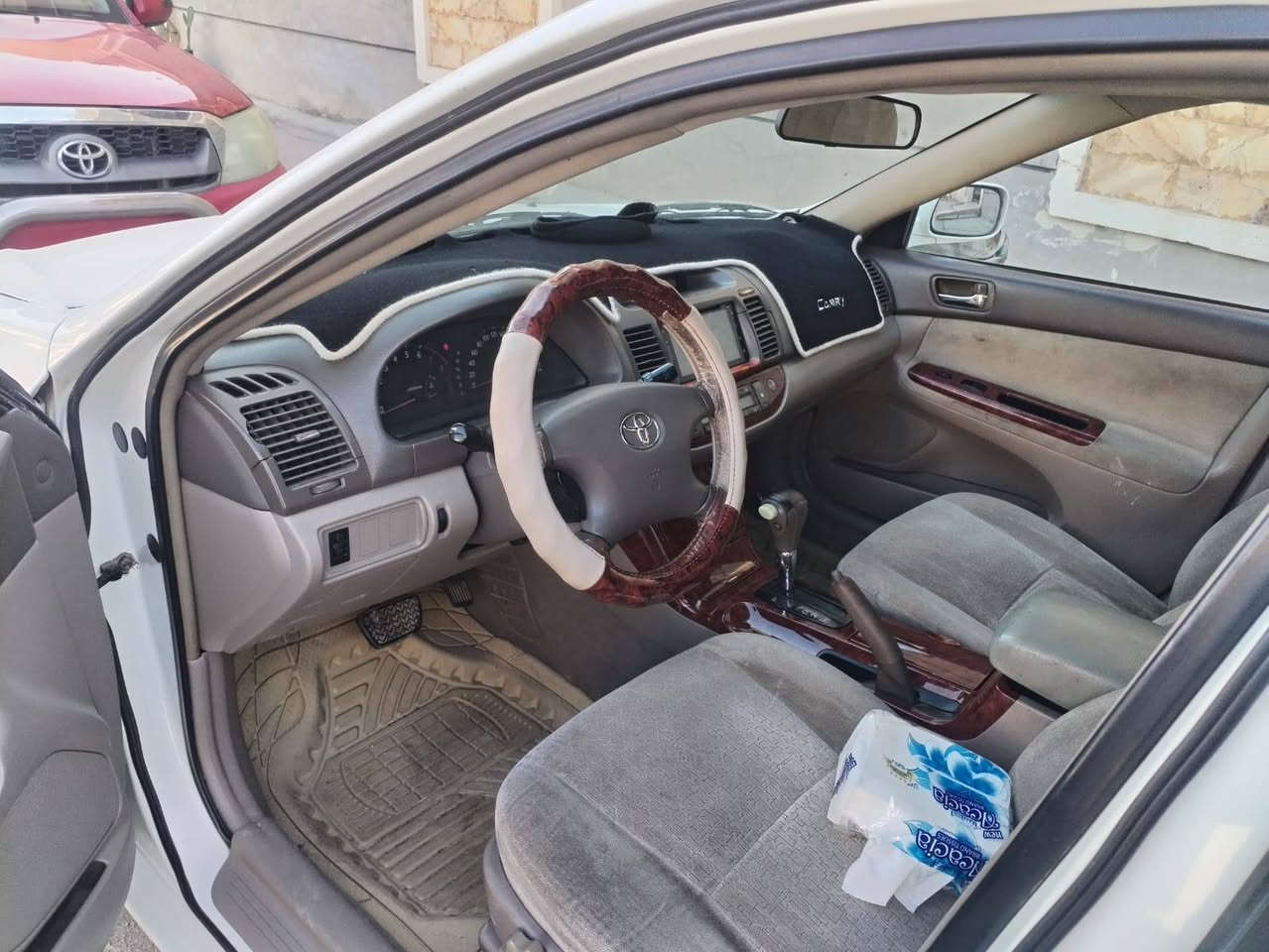 كامري 2005بيها قطعه ونص بخ بدون اي دواخل سعر 118صدر امامي 50/
***********بسمي
