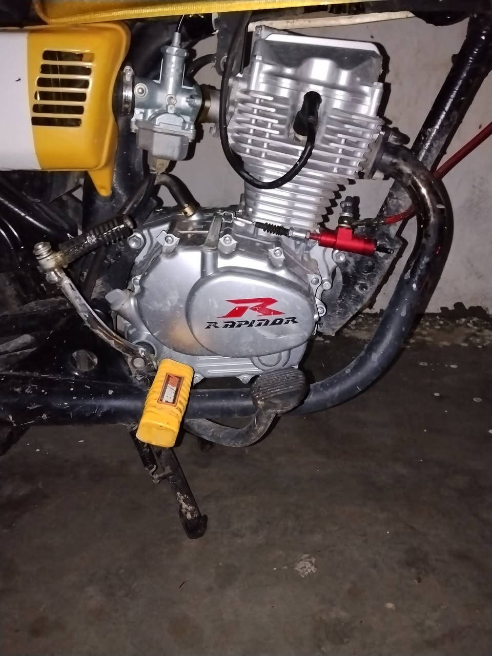 سلام عليكم رابيدو موديل 2025لاصرف لا بخار كليچ عنبار دسك امامي مابي عيب سعر 650مجال قليل مكان خانه قين رقم***********
