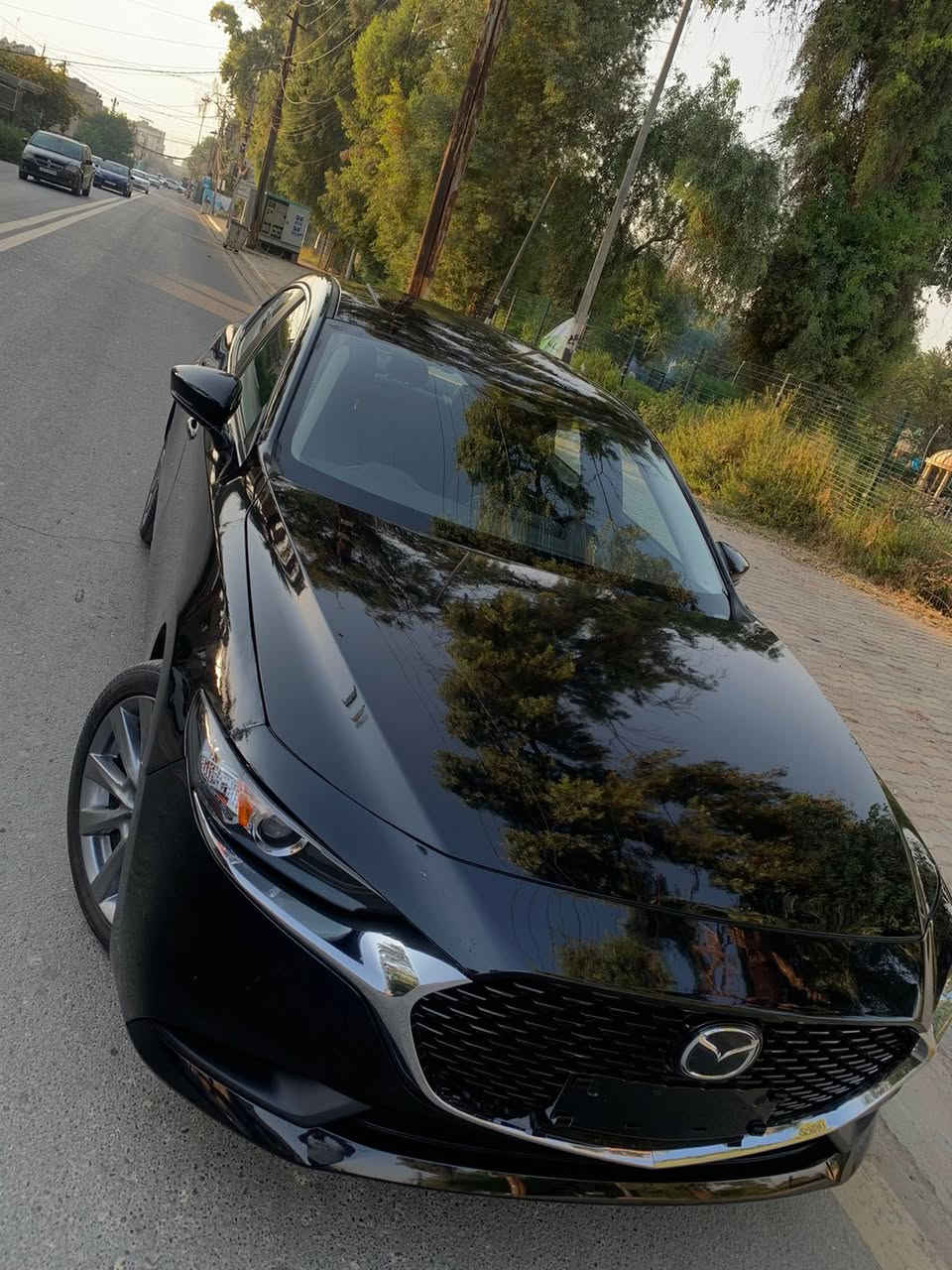 ‏ MAZDA 3 (SKYACTIV G)2025
مكينة 2500  تنفس طبيعي المرغوب
للبيع او المراوس
حادث فقط بنيد مبدل ومصبوغ (BDR) بل جاملغ 
صور الحادث موجوده بل منشور
فول ١/١ مميزة وبحالة الزيرو
سياره بل حقيقه احلا من الصور 
المواصفات
بصمة
سلايد روف 
ماوس تحكم شاشة يم الكير
عدادات ديجيتال
سستم سماعات 
خاصية القفل التلقائي
مري قلابة ع بك 
اشاير بالمري 
رادار نقطه عمياء
رادار تحديد مسار
رادار خلفي اوتو بريك
رادار امامي 
كامرة خلفية دوارة
هاند بريك بصمة
اوتو هولد بريك
حساس اجتياز
وضعيه قيادة ((سبورت))  
دبل اكزوز ((اكتف))
كشنات جلد 
كشنات كهرباء
كشنات تدفئه
تحكم كامل بالستيرن
تبريد شاشة لمس منفصل للسائق والراكب 
الإضاءة الداخلية لد زنون
لايت امامي زنون مع لد
بك لايت لد
ويل كروم حجم 18 
بغداد  الكاضميه
سعر مرقم باسم المشتري ب155$
رقم الهاتف ***********
متواجد فيس او واتساب
